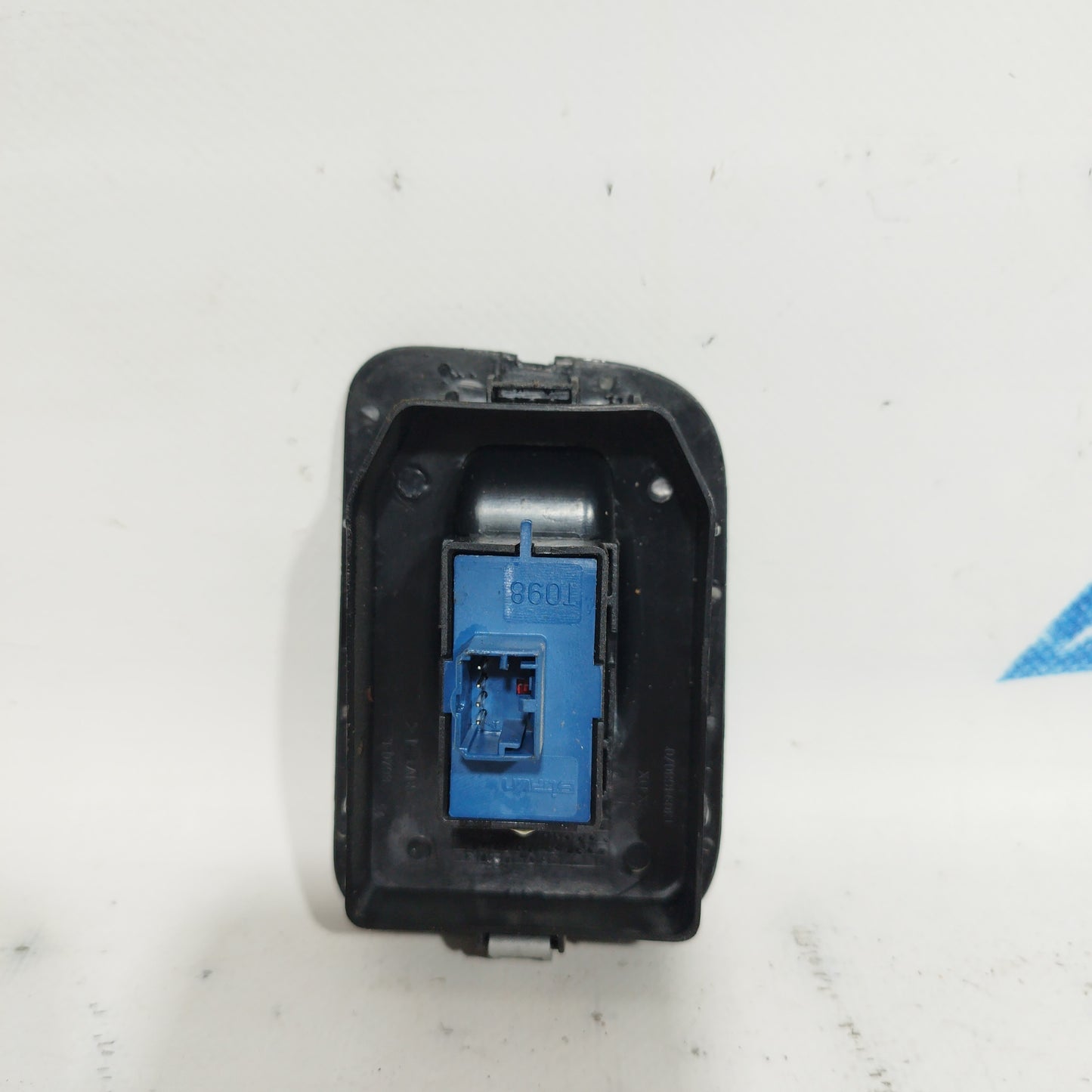 Fensterheberschalter vorne rechts Fiat Qubo 2012 Code: 1309468070 ecoAC8301