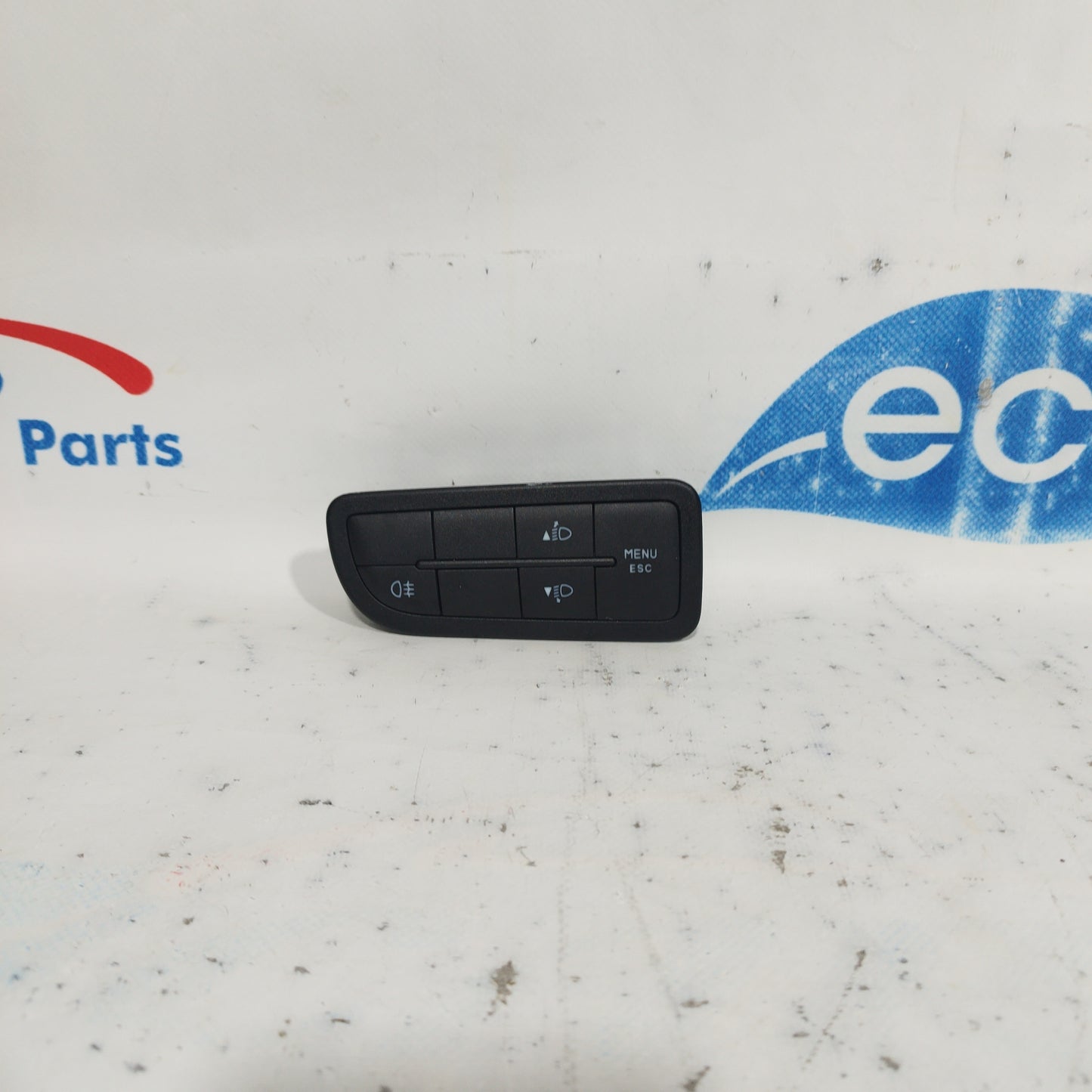 Fiat Qubo 2012 ecoAC8299 headlight control panel
