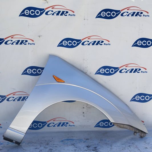 Silver gray right fender Ford Focus 2002 ecoAG5198
