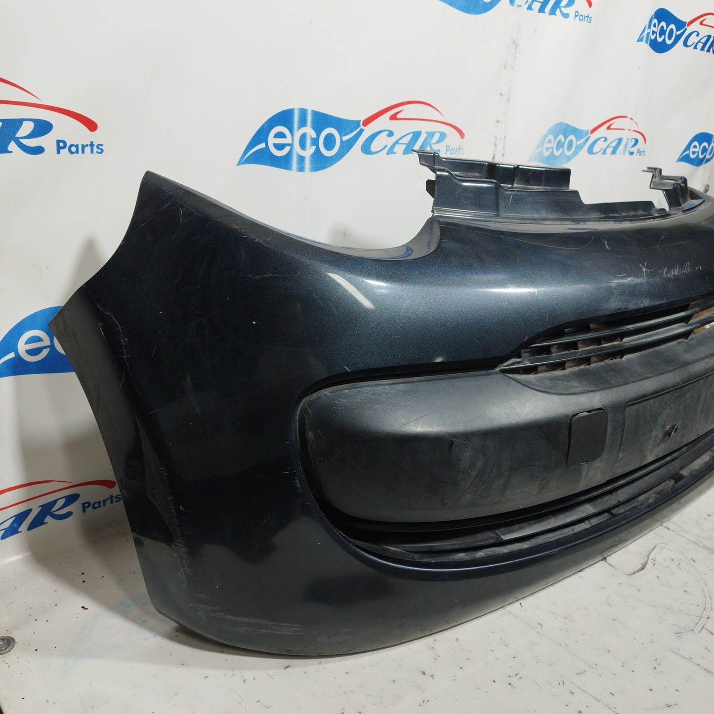 Dunkelgraue Frontstoßstange Citroen C1 2005 ecoAC8339