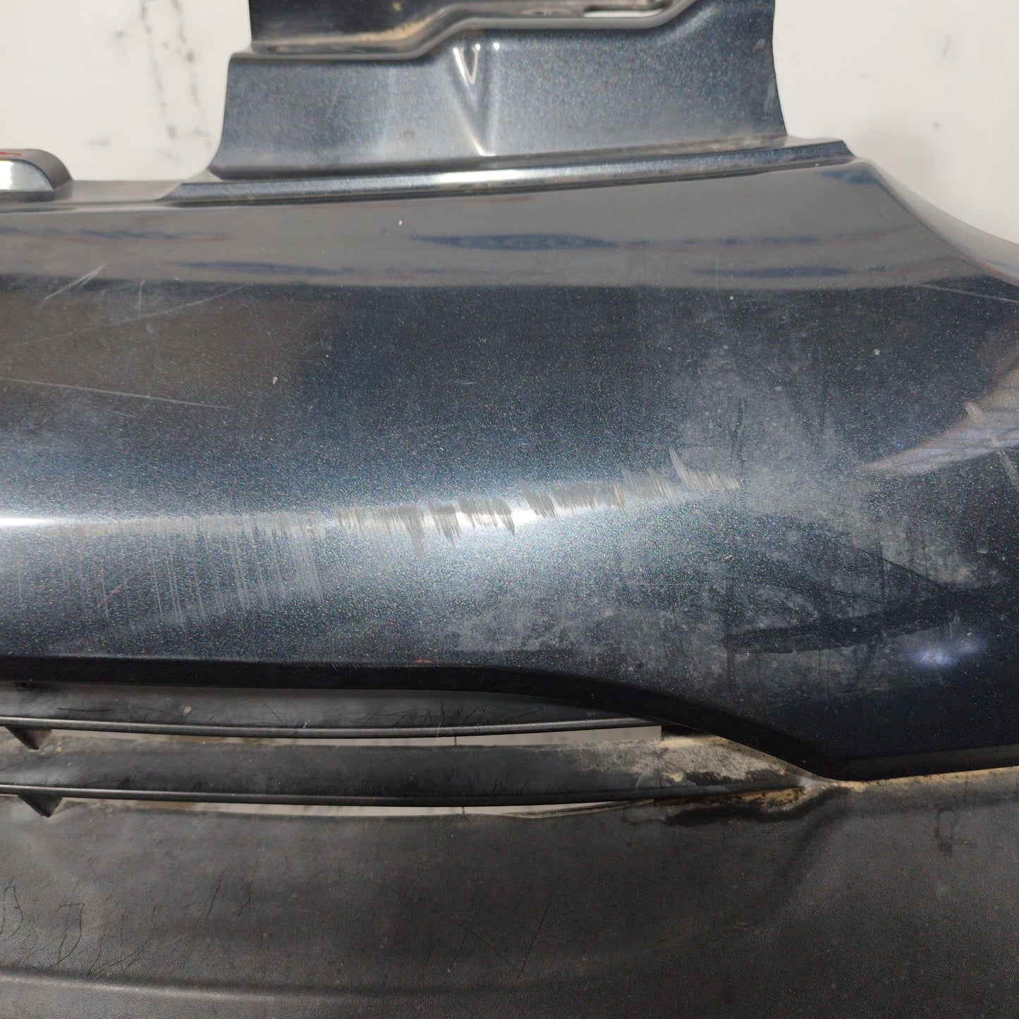 Dunkelgraue Frontstoßstange Citroen C1 2005 ecoAC8339