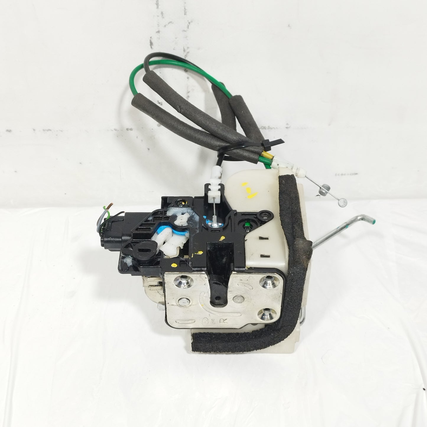 Serratura posteriore dx Hyundai I10 2015 5 pin cod: 81420-B9020 ecoAC14970