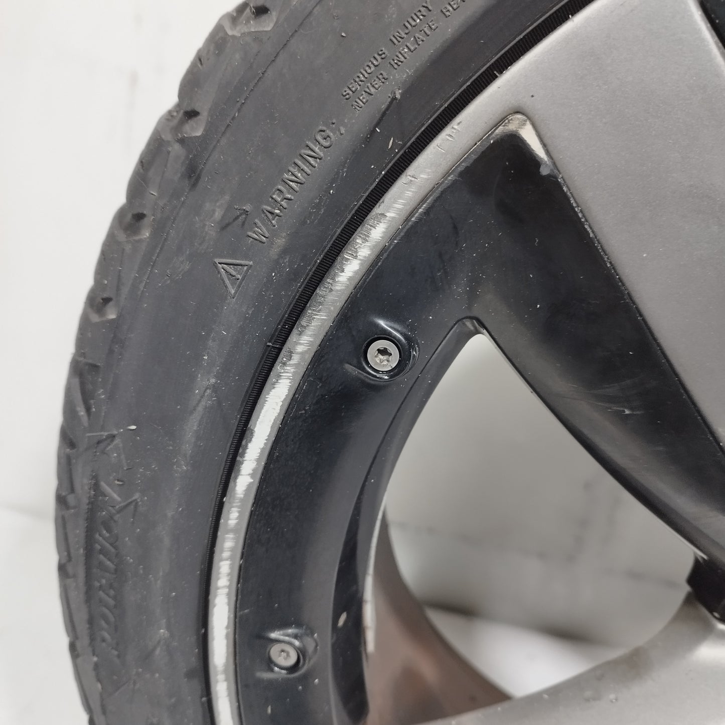 Cerchi in lega con gomme Audi A1 2010-2014 ecoAC14874