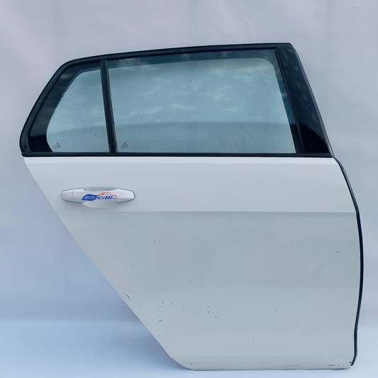 Rear right door white Volkswagen Golf 7 ecoAG6376