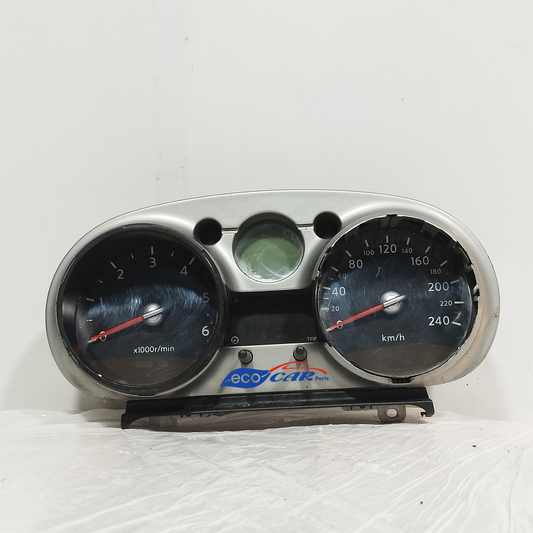 Nissan Qashqai 2.0 DCI 2008 ecoAC12943 Instrumententafel