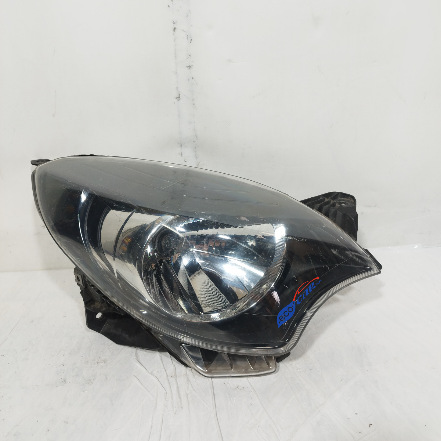 Renault Twingo 2012 rechter Frontscheinwerfer Code: 90004095 ecoAC13430