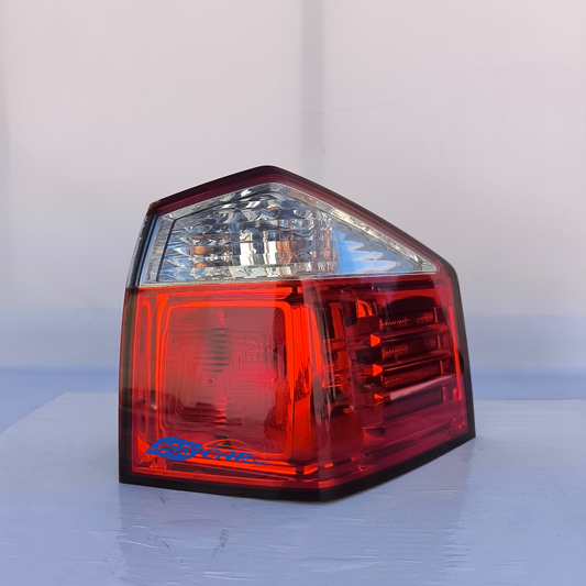 Chevrolet Orlando 2012 ecoAG6457 rechte äußere Rückleuchte