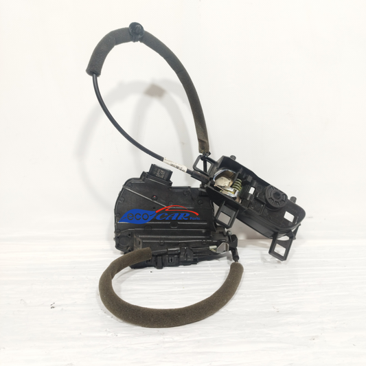 Serratura posteriore dx Nissan Micra K14 2017 2 Pin Cod: 825005fa0a ecoAC11677