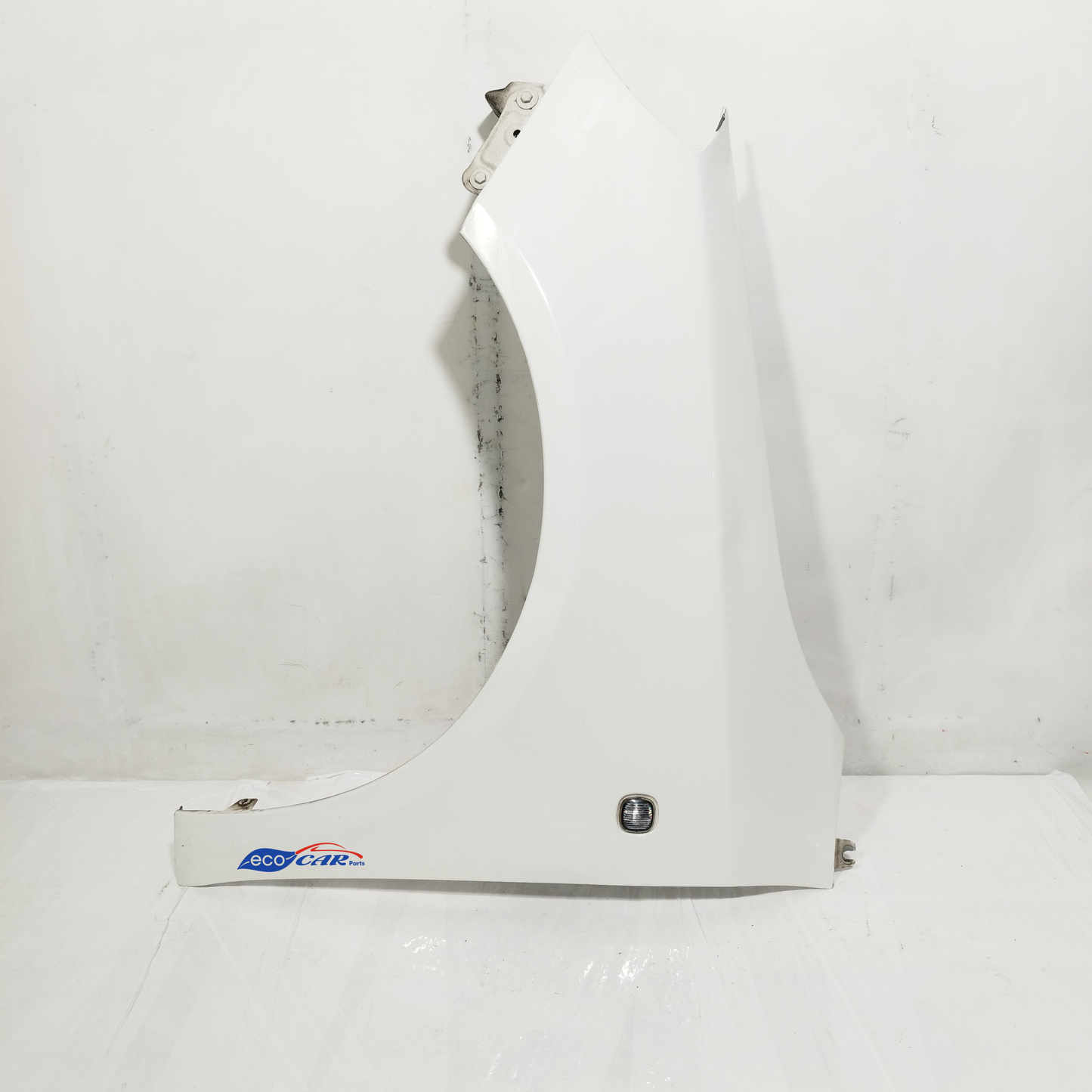 Parafango anteriore sx bianco Skoda Fabia 2012 ecoAC14014