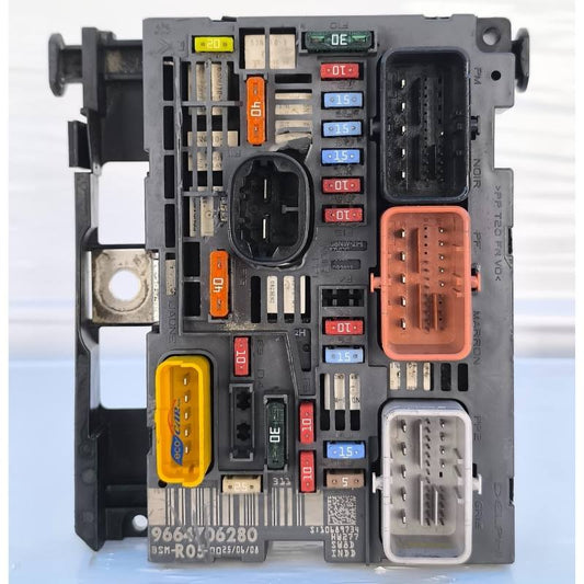 Centralina BSM Citroen Berlingo 2009 cod: 9664706280 R05 ecoAG7789