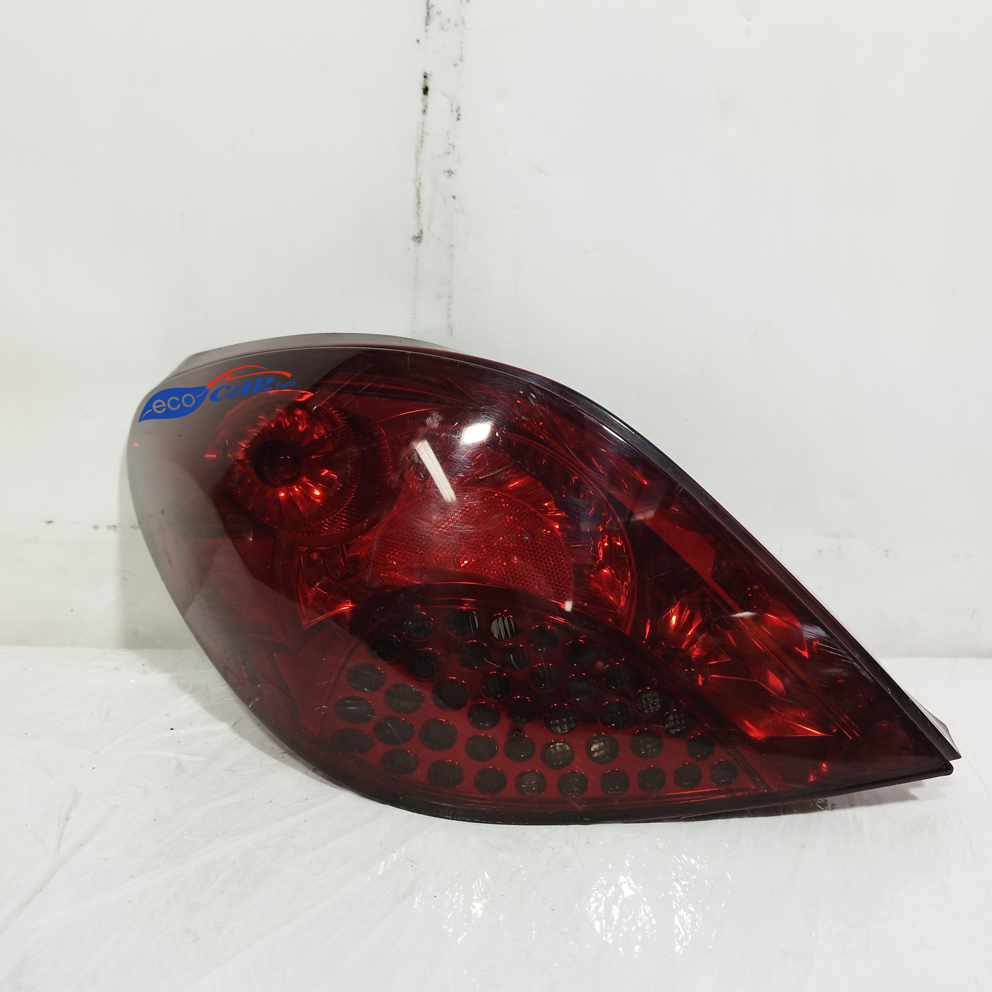 Linke Rückleuchte Peugeot 207 Cabrio 2008 Code: 9680231380-00 ecoAC13564