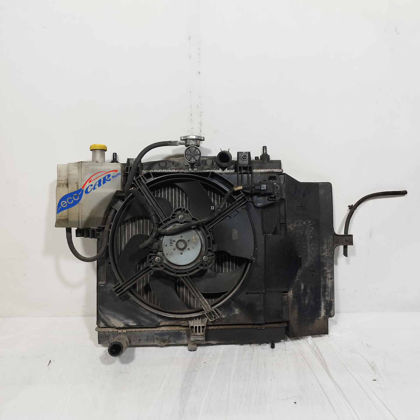 Wasserkühler mit Lüfter Nissan Note 1.4 B 2010 ecoAC13101