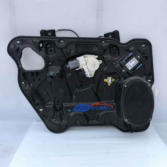 Gepäckträger vorne links Fiat Freemont Baujahr 2010 Code: 961931 ecoAG6881