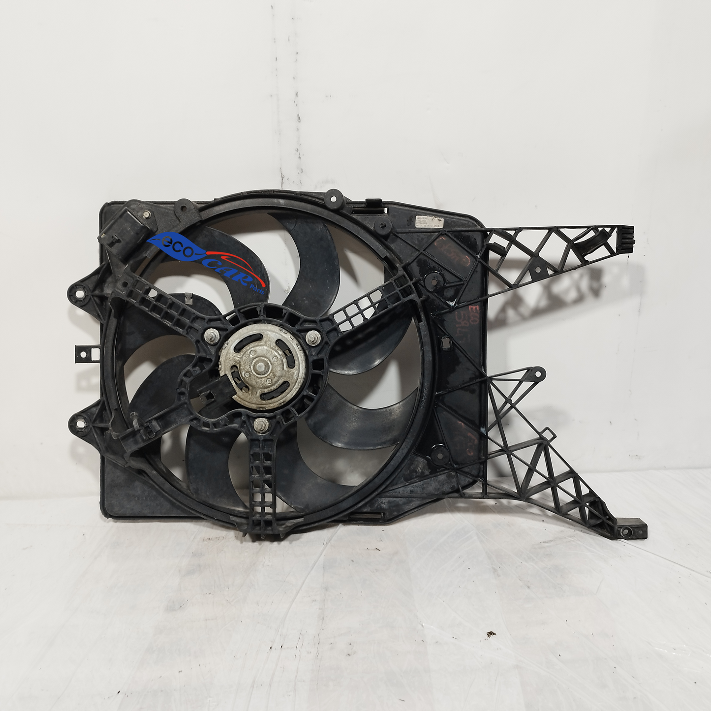 Ventola radiatore Opel Corsa D 1.3 mtj 2012 Cod: 55703930 ecoAC12842