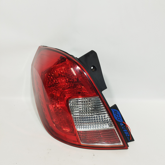 Linke Rückleuchte Opel Antara 2013 ecoAC11461