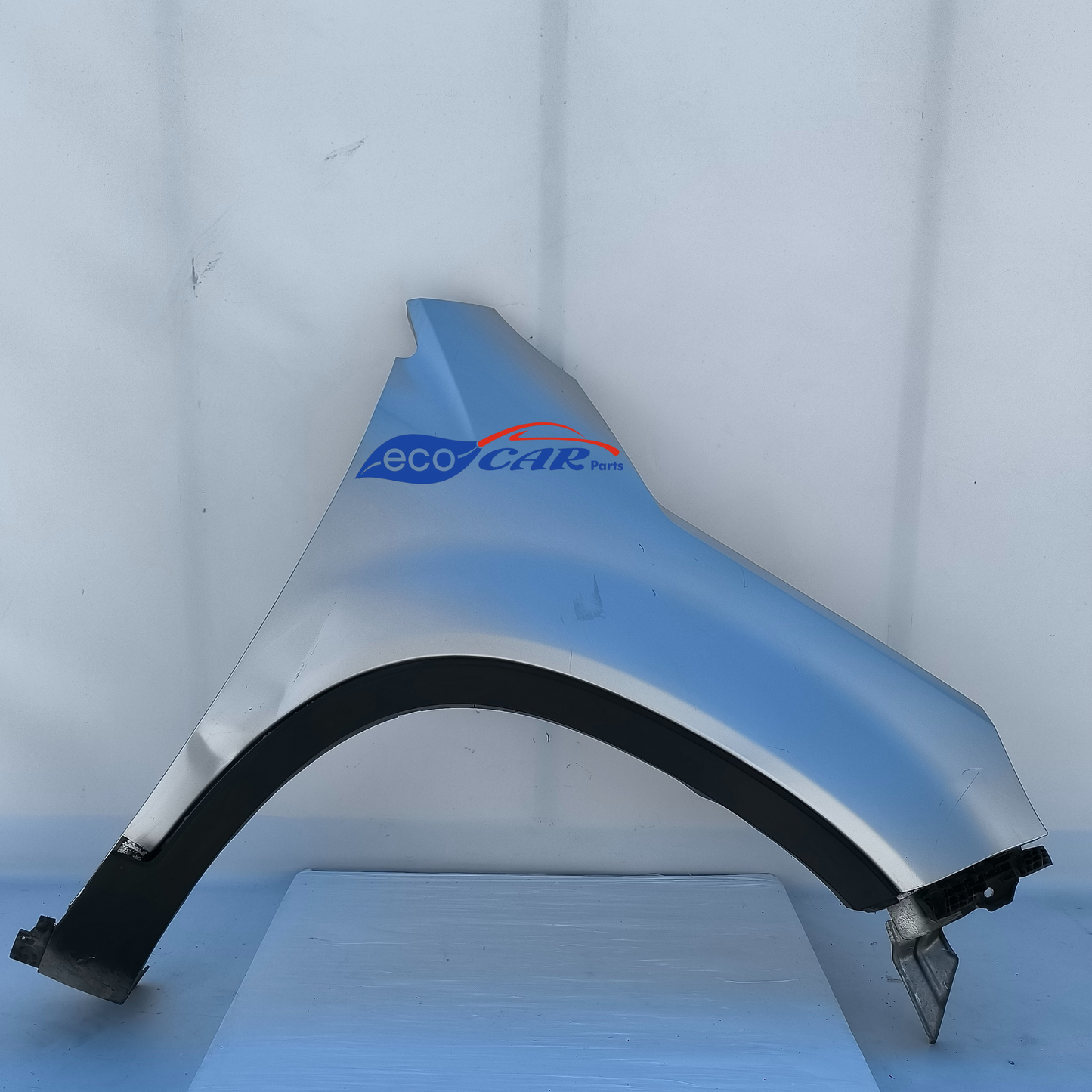 Parafango destro grigio argento Kia Sorento anno 2012  ecoAG6905