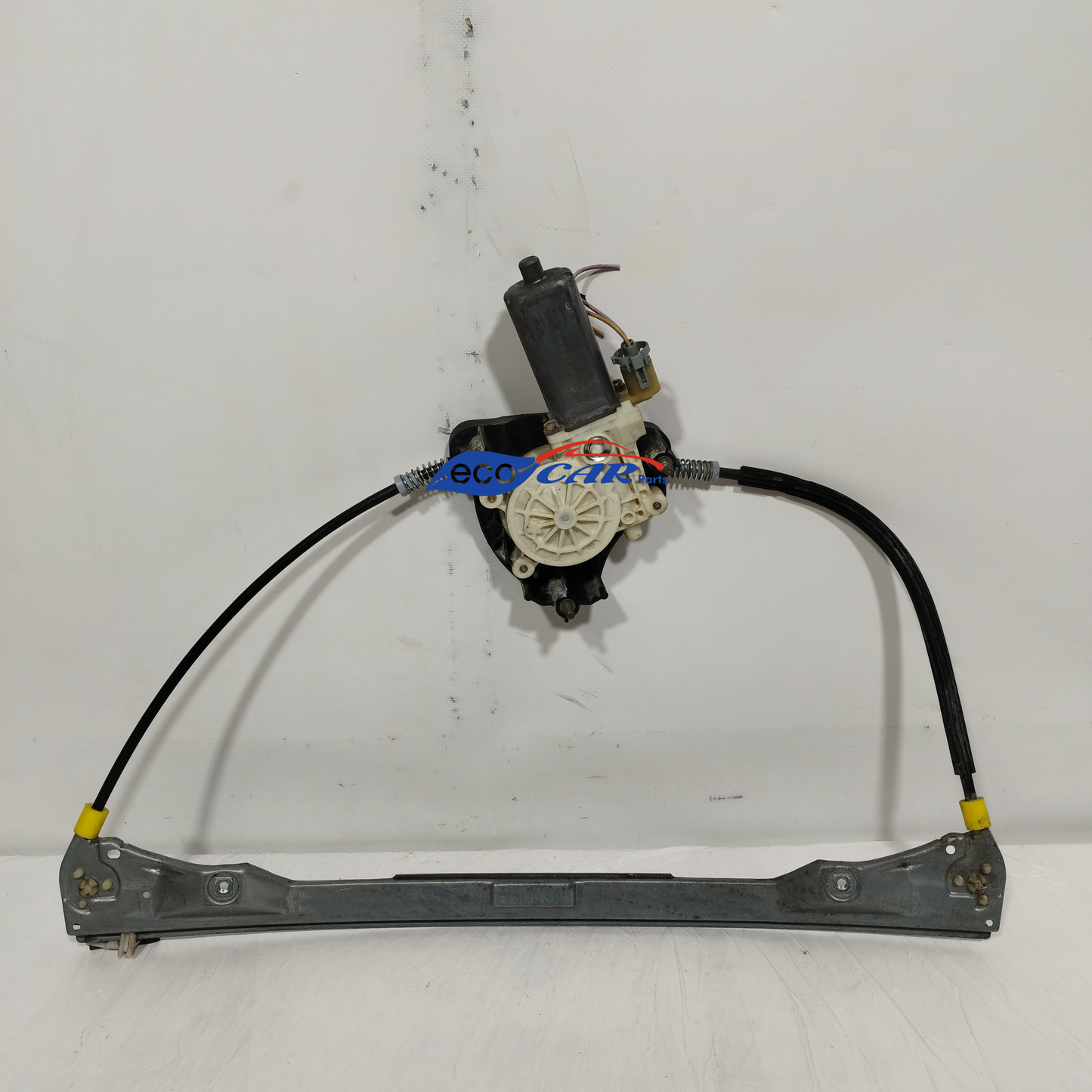 Renault Clio 2004 Gepäckträger vorne links 2-poliger Code: 82002098 ecoAC12385