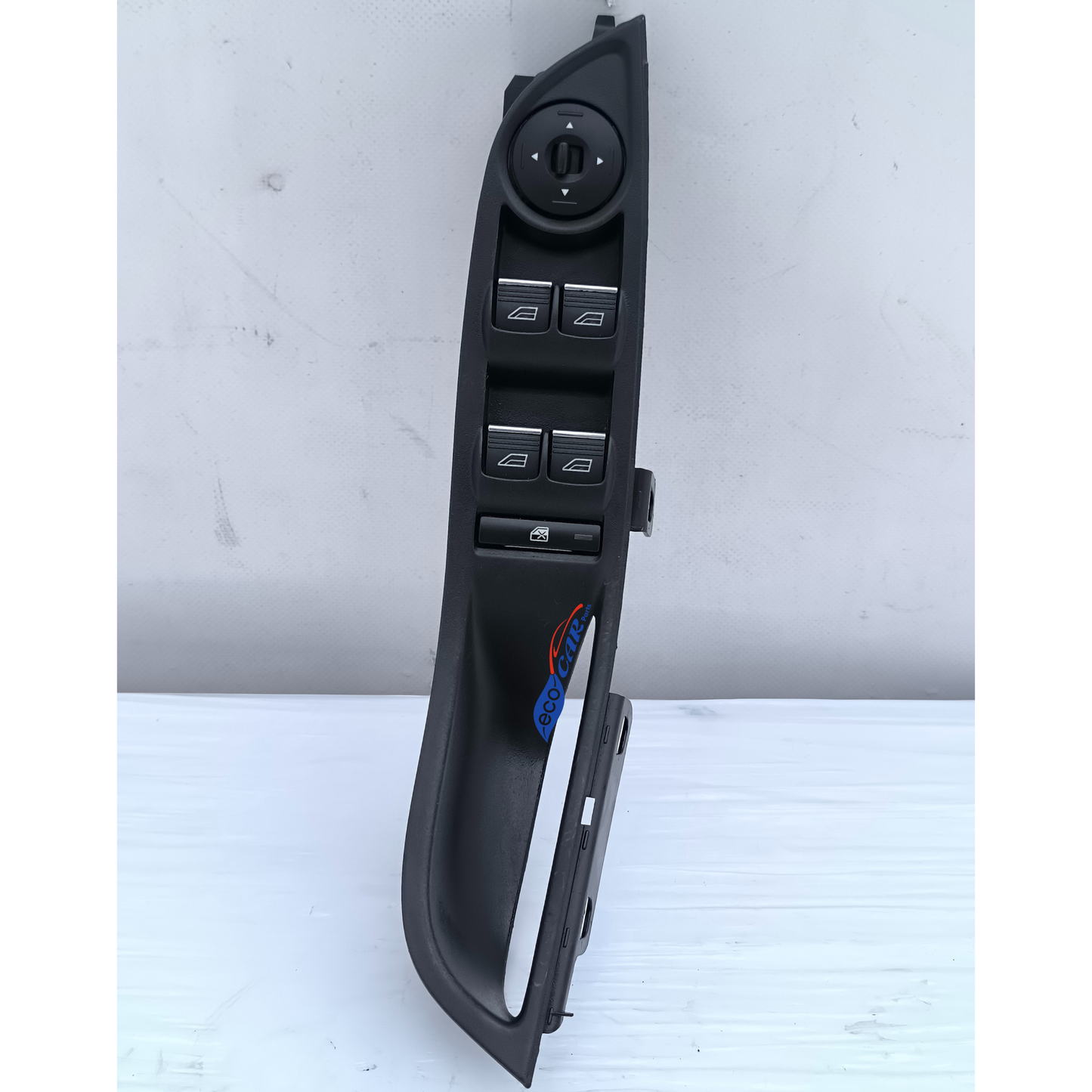 Pulsantiera anteriore sx Ford Focus anno 2015 cod. F1ET14A132AB 3 Pin ecoAG7456