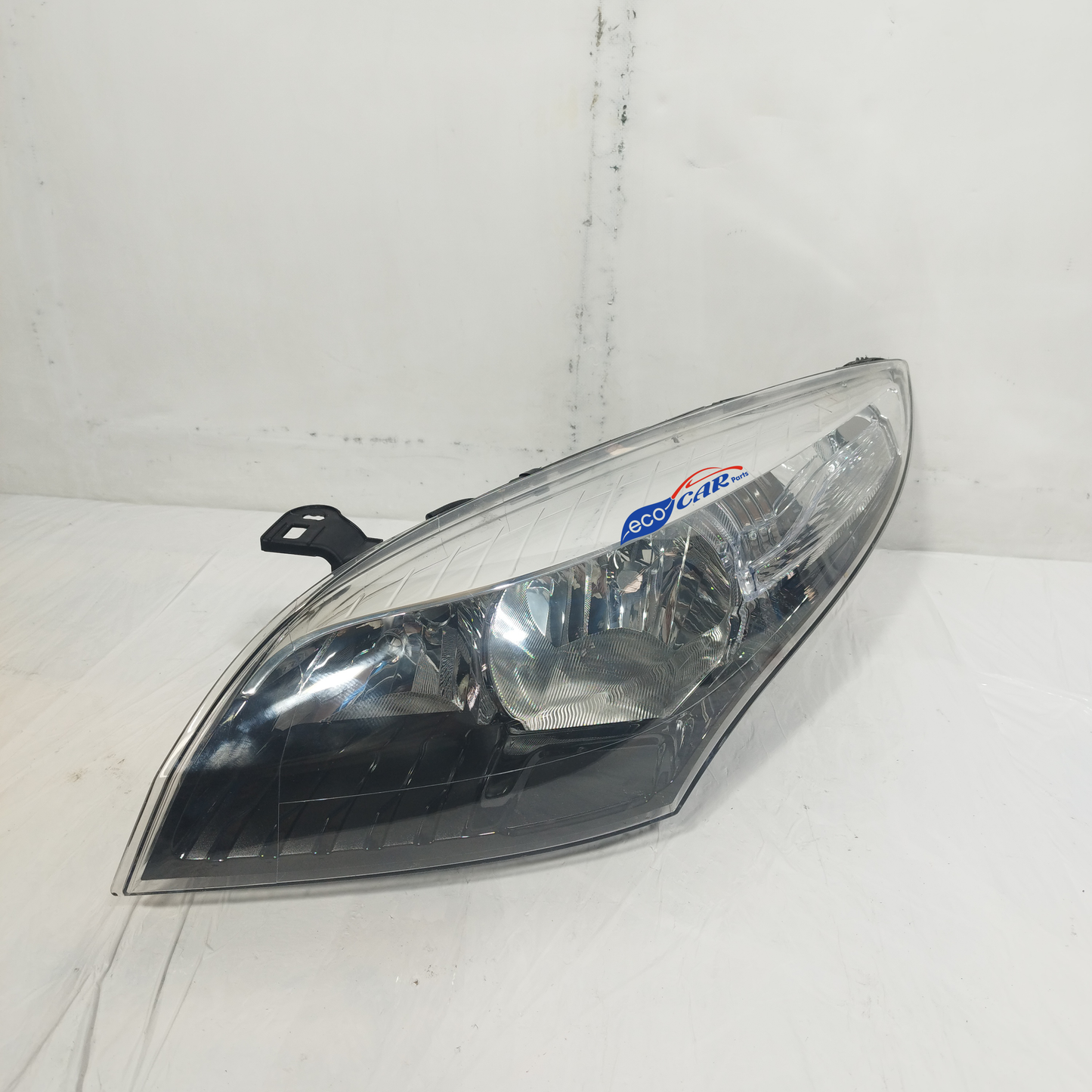 Fanale anteriore sx Renault Megane 2011 Cod: 1307024124 ecoAC13915