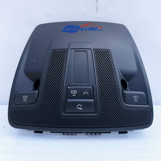 Courtesy light Mercedes A-Class w176 Cod.a0009000702 ecoAG7152 has various lesions (caused by screwdriver) and some scratches