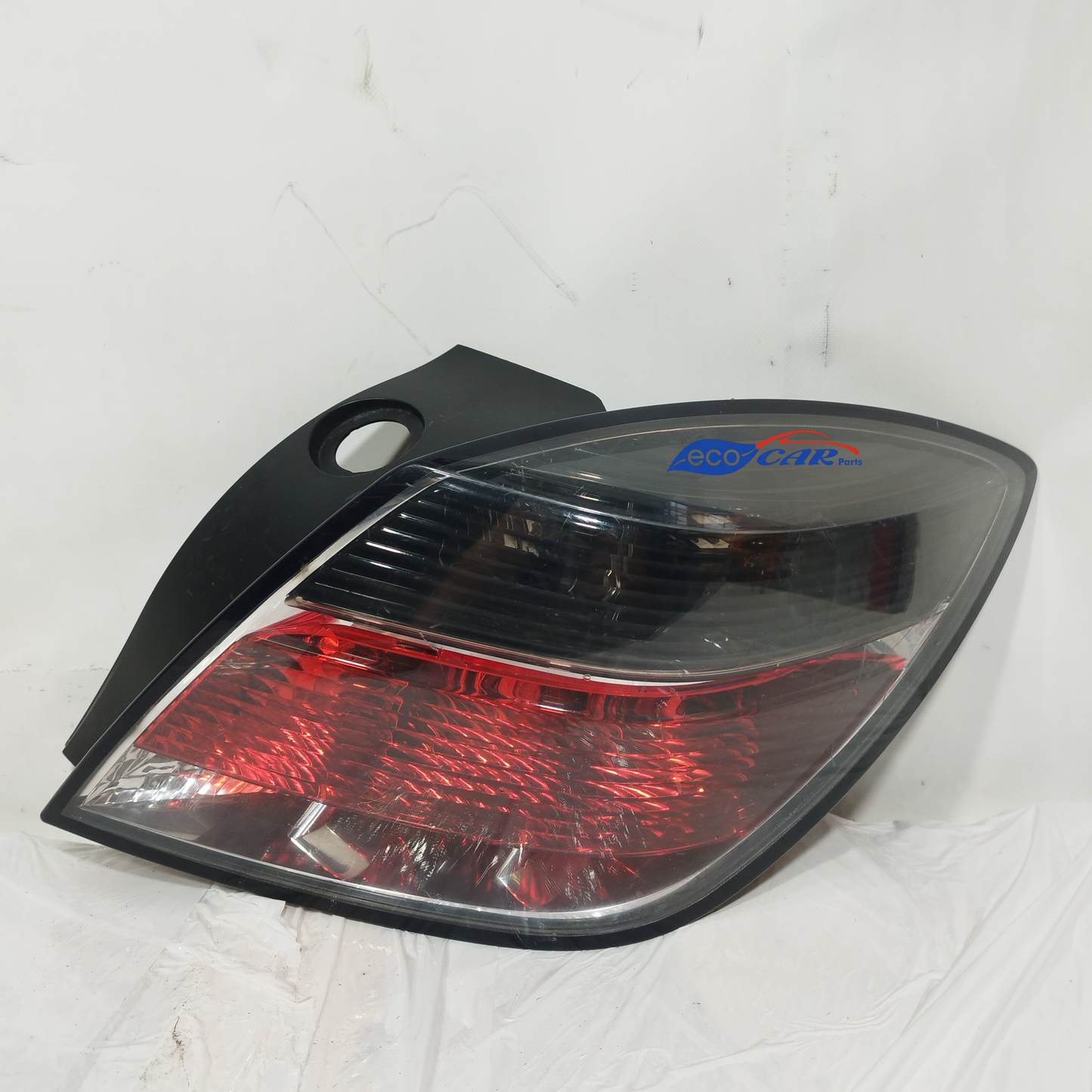 Rechte Rückleuchte Opel Astra J 2007 Code: 13252444 ecoAC13348