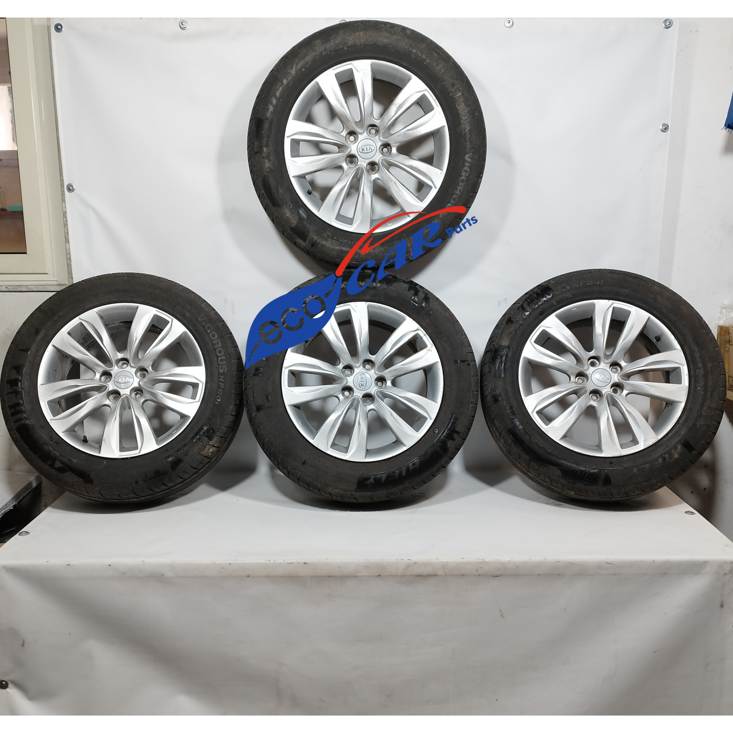 Alloy Wheels with Tires Kia Sorento 2012 ecoAC11656
