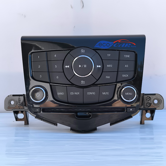 Chevrolet cruze car radio control panel year 2012 Cod. 95485438 has a light scratch on the menu button ecoAG6943