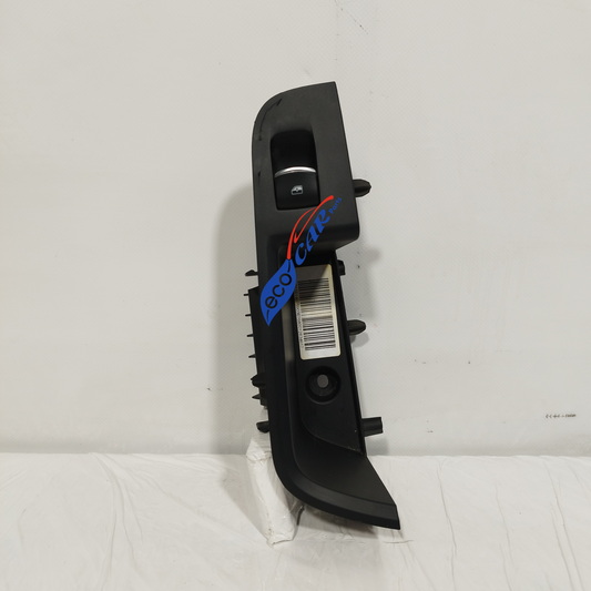 Rear Right Button Panel Alfa Romeo Stelvio 2017 Code: 01561075620 ecoAC11773