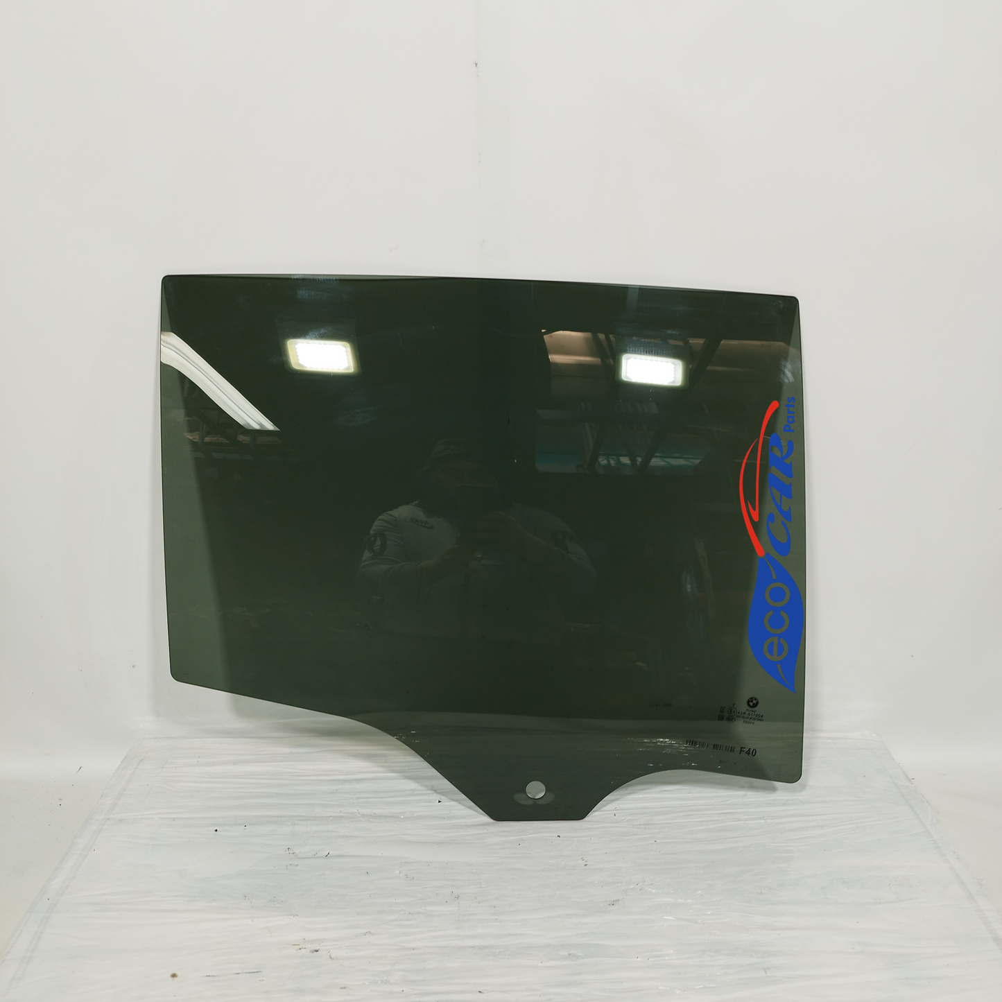 Rear right windshield wiper smoked BMW 1 Series F40 2021 ecoAC11671