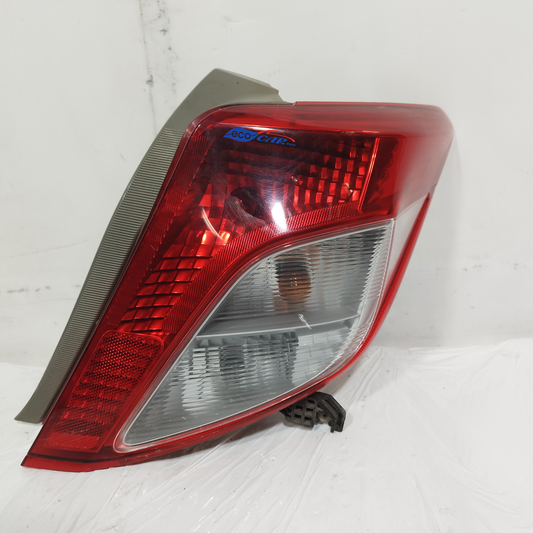 Fanale posteriore dx Toyota Yaris 2013 ecoAC13752