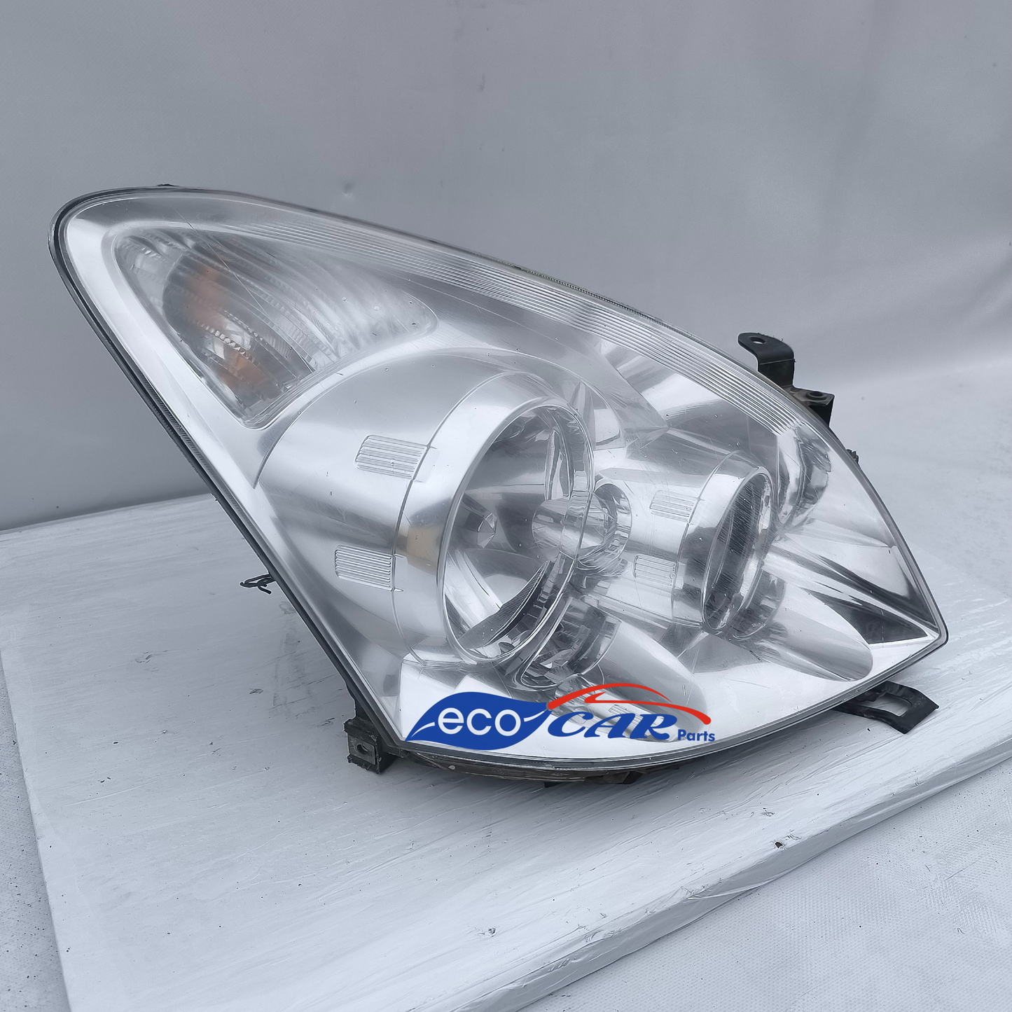 Front right headlight Toyota Corolla Verso year 2006 ecoAG6646
