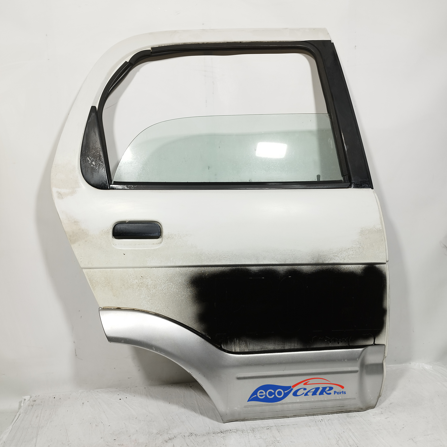 White right rear door Daihatsu Terios 2000 ecoAC1045
