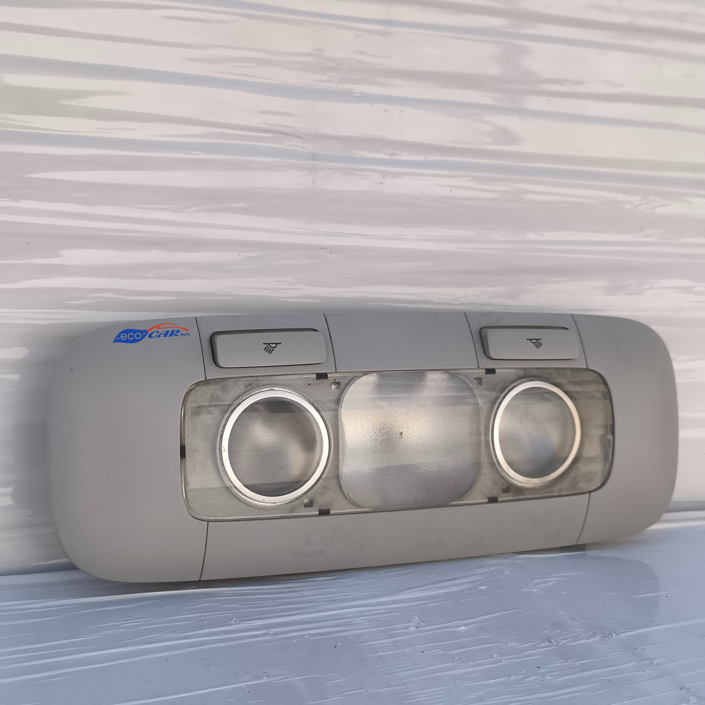 Luce di cortesia Volkswagen Golf 5 Cod: 1K0947291 ecoAG7722