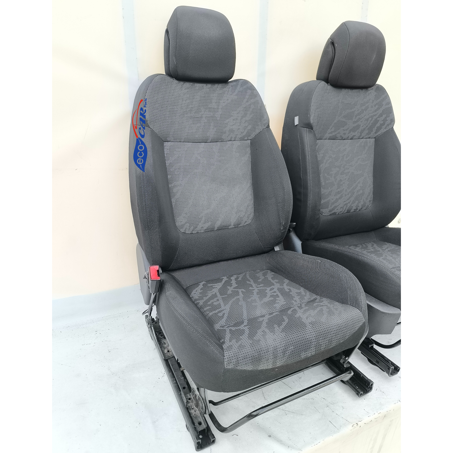 Sedili anteriori Peugeot 3008 anno 2013 ecoAG7471