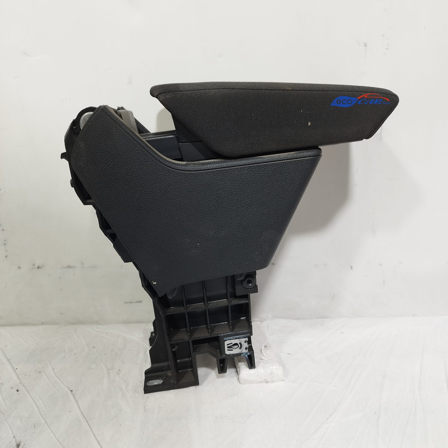 Bracciolo Centrale Volkswagen Polo 2022 Cod: 6F0864207 AD ecoAC13608