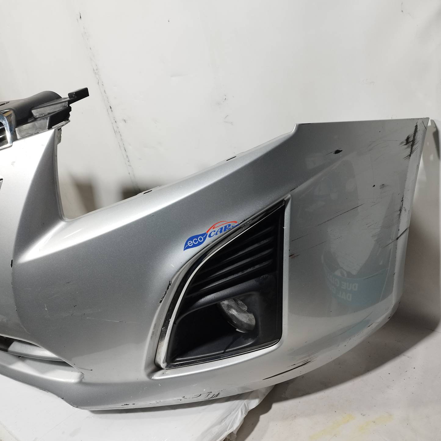 Paraurti anteriore grigio Chevrolet Cruze 2010 ecoAC14282