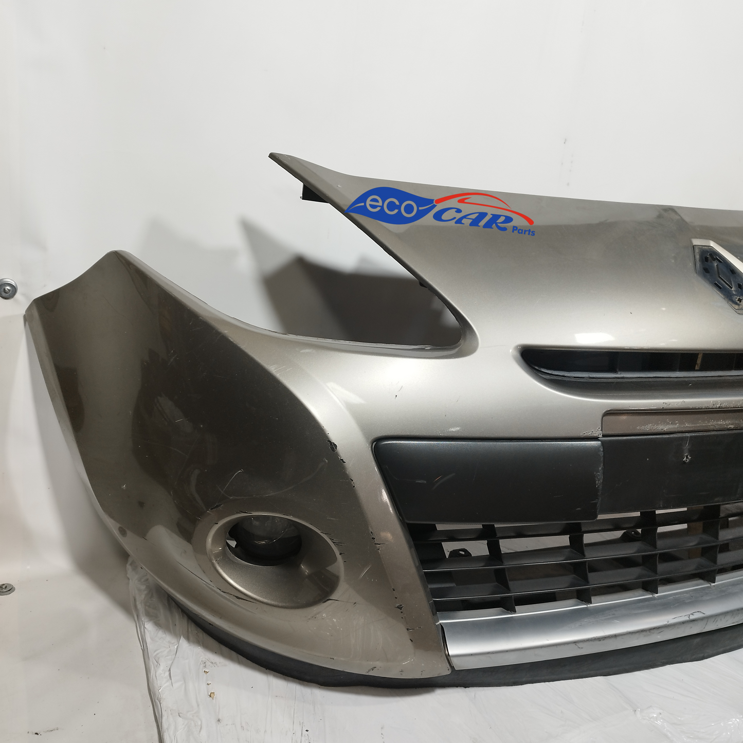 Front bumper Renault Clio 2010 ecoAC12044