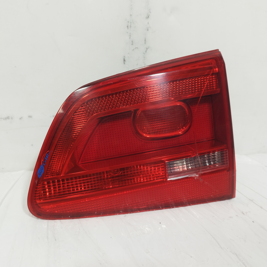 Fanale posteriore interno dx Volkswagen Touran 2013 cod: 1T0945094 ecoAC14246