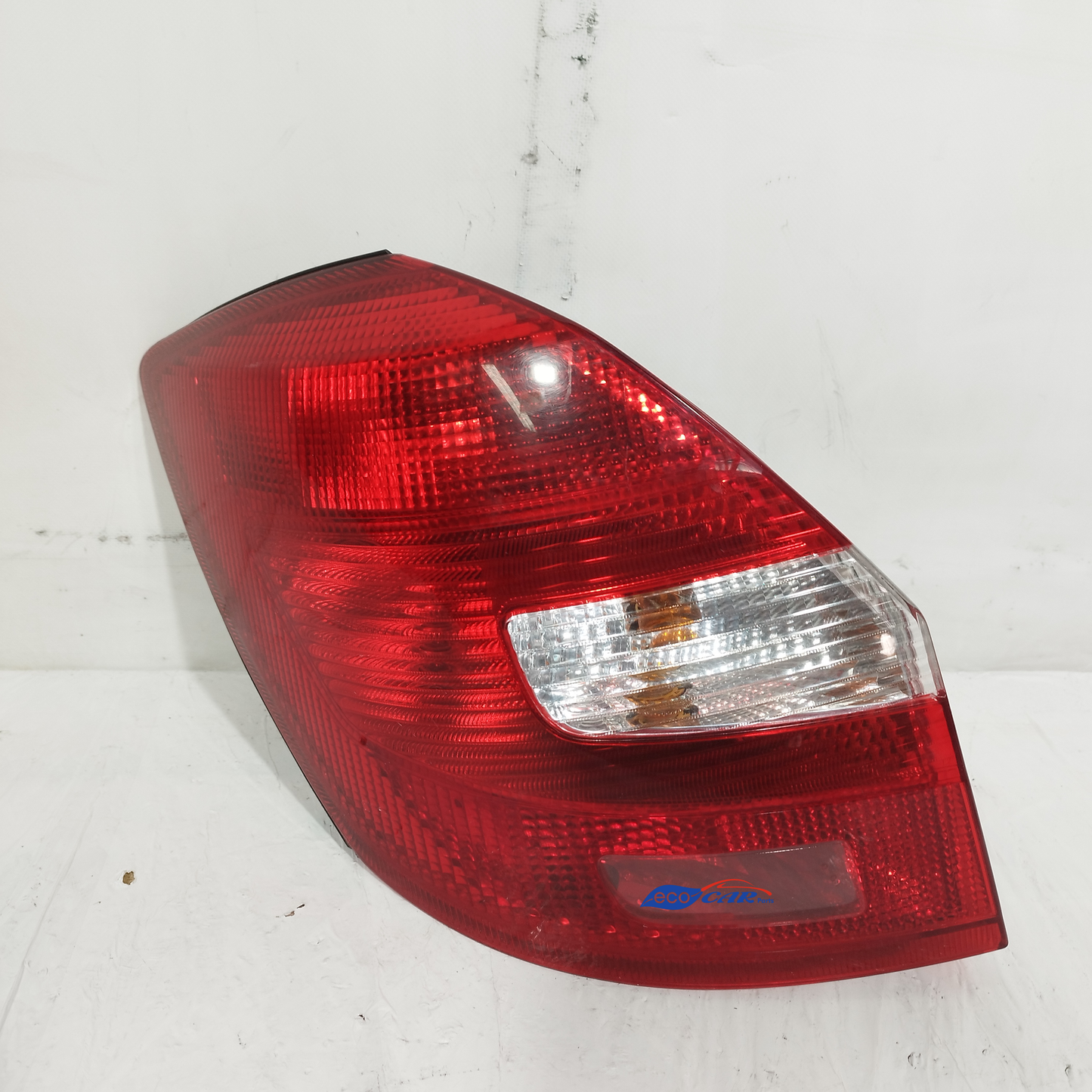 Linke Rückleuchte Skoda Fabia 2010 Code: 5J6945095 ecoAC13931