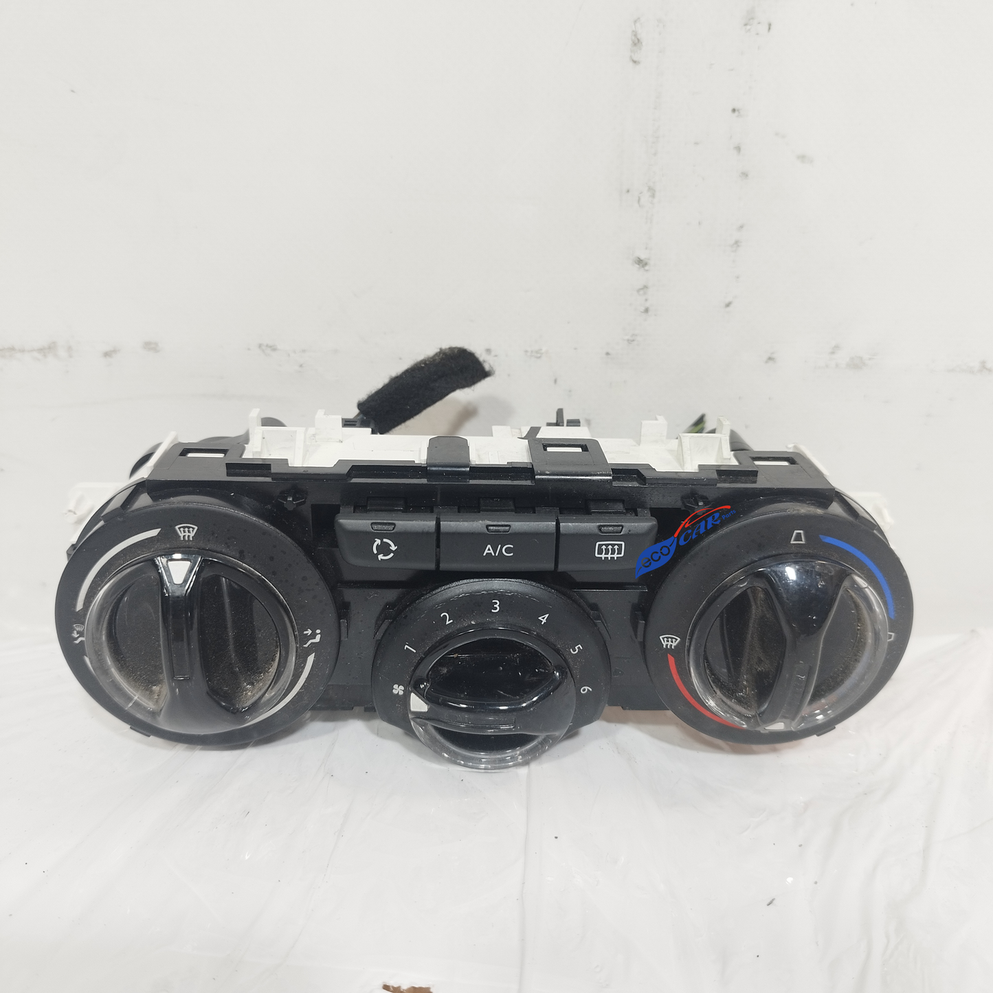 Pulsantiera A/C Peugeot 208 2018 codice: E1063071 ecoAC13721