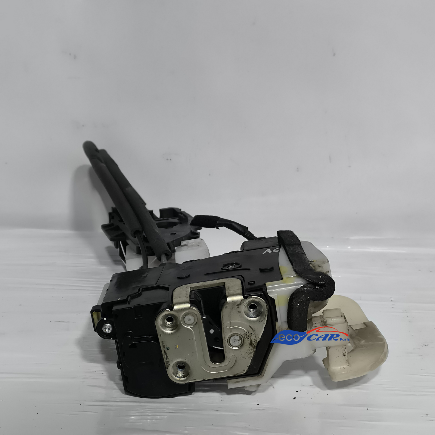 Serratura anteriore destra completa di maniglia interna Hyundai ix35 Cod.81320-2y000 ecoAG6801