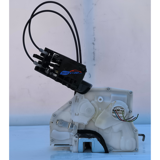 Serratura anteriore dx Suzuki Swift anno 2007 ecoAG7419