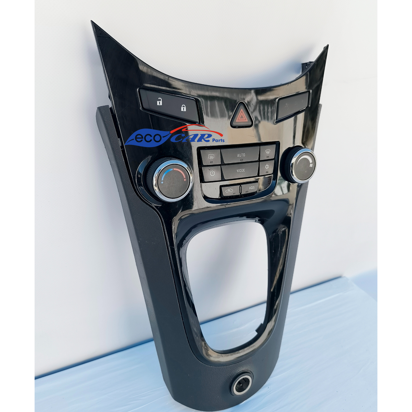 Autoradio-Klimabedienteil komplett mit Rahmen Chevrolet Orlando Baujahr 2015 ecoAG6496