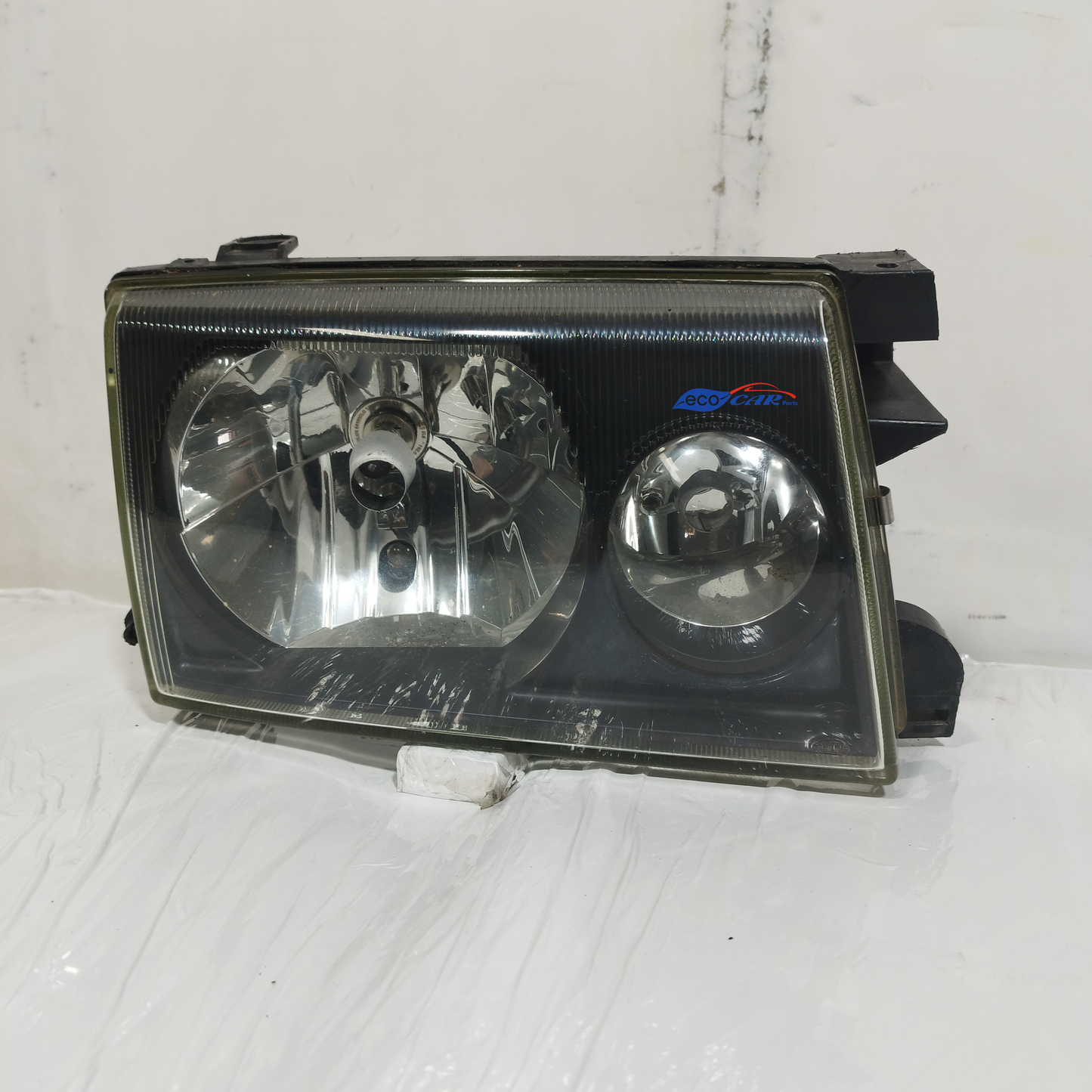 Fanale anteriore Dx Nissan Terrano 2002 ecoAC14324
