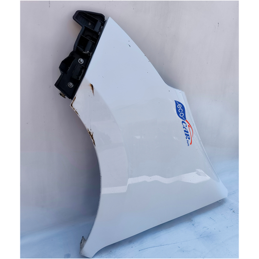 Parafango anteriore sx bianco Renault Master anno 2014 ecoAG7176