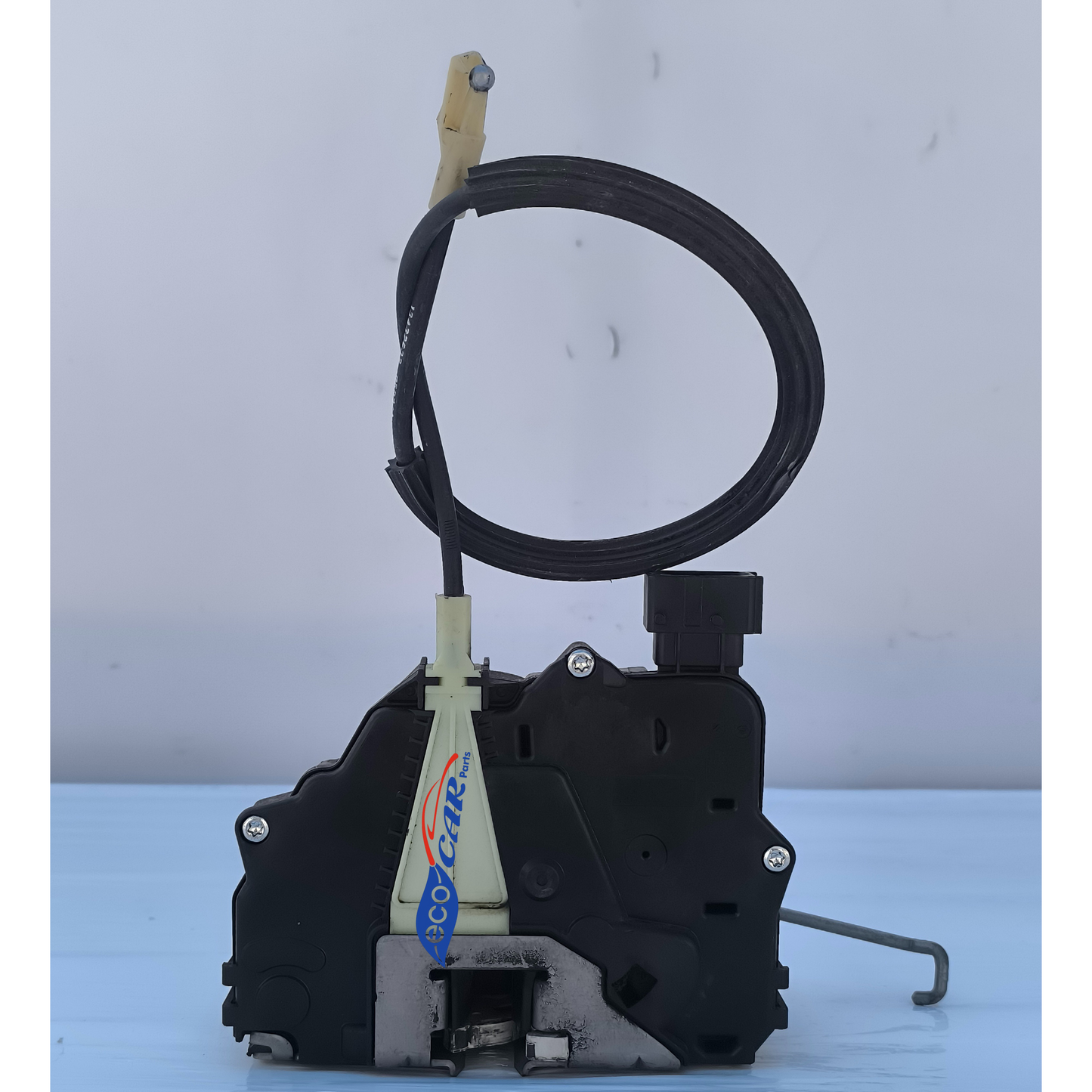 Serratura anteriore destra Opel Corsa E cod: 13431840 ecoAG6886