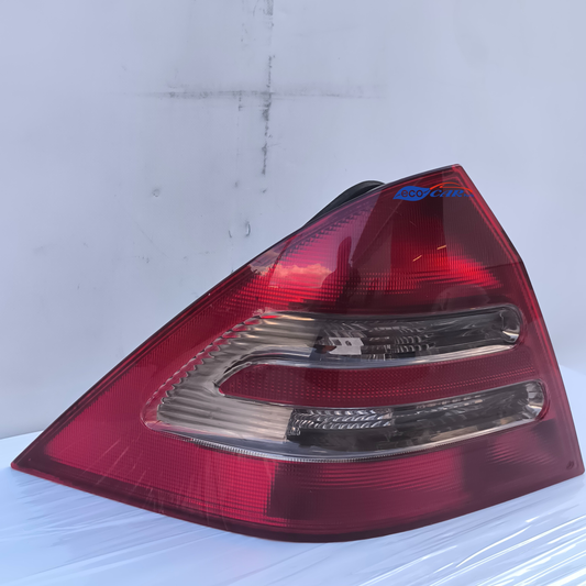 Fanale posteriore sx Mercedes Classe  cw 203 ecoAG7528