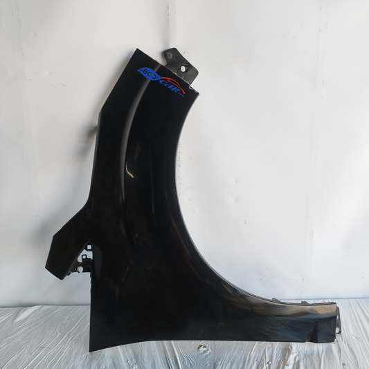 Parafango anteriore dx nero Ford C-Max 2011 ecoAC13085