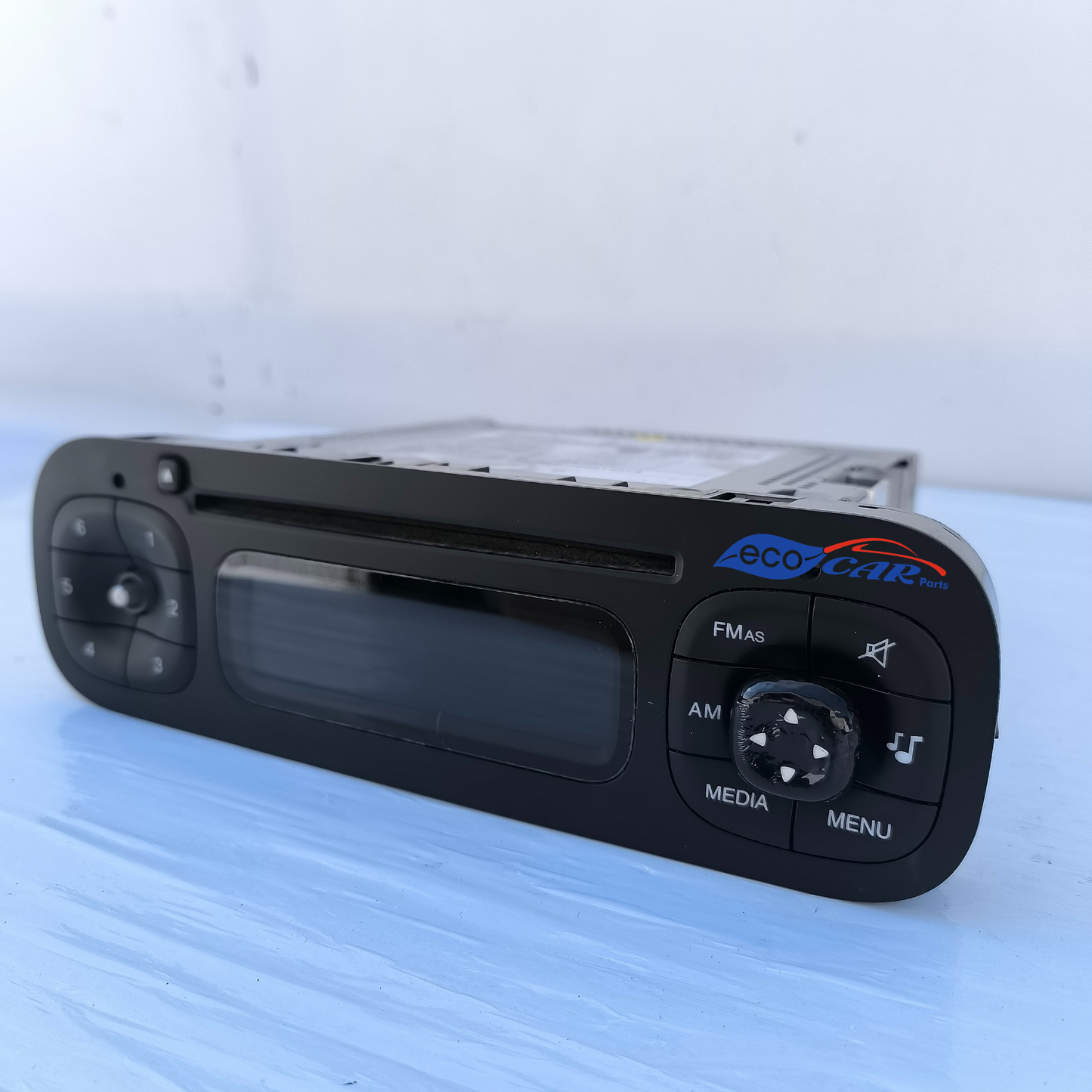 Fiat new Panda car radio year 2012 scratched screen missing a left button and damaged right button Cod. 735589324 ecoAG6985