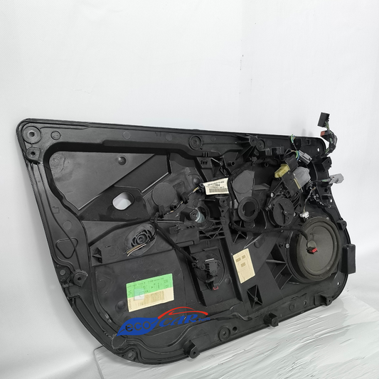 Gepäckträger vorne links Ford Fiesta Baujahr 2013 Code c1bba045h17ab ecoAG6580